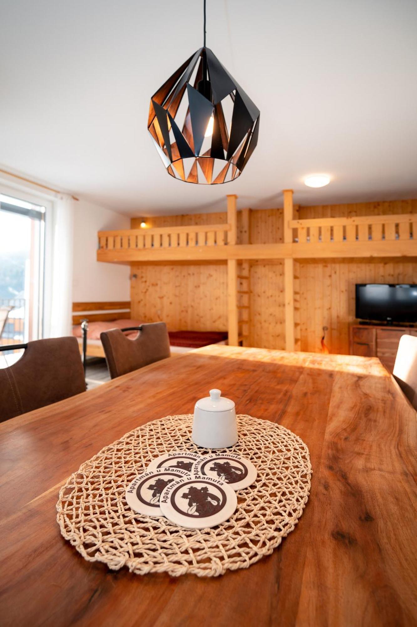 Apartman U Mamuta โดลนี โมราวา ภายนอก รูปภาพ
